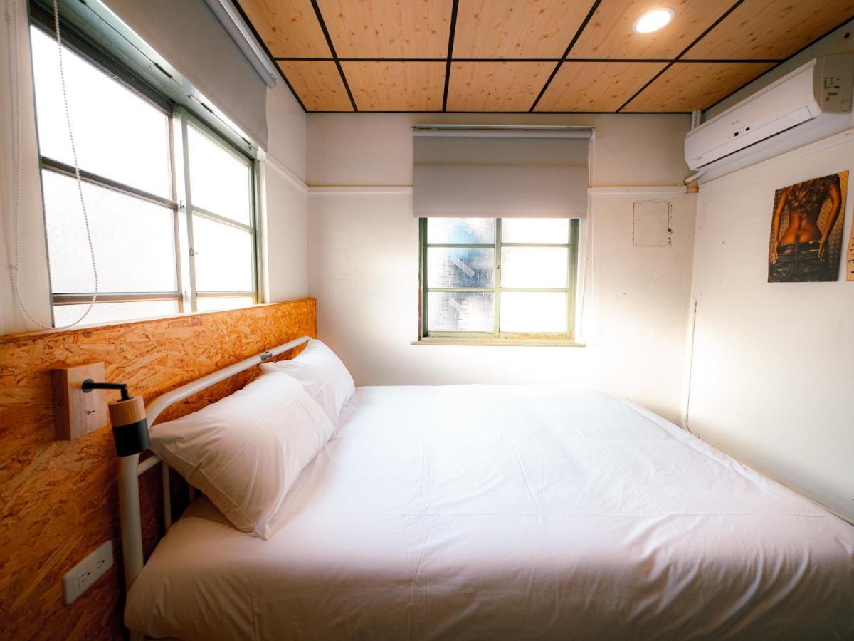 Dope Hostel Taichung Exterior photo