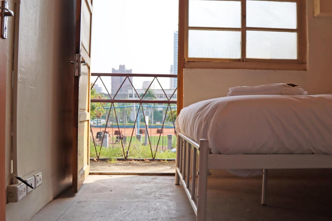 Dope Hostel Taichung Exterior photo